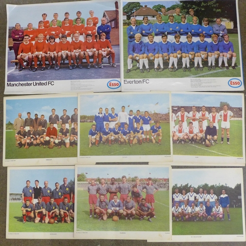 738 - Football ESSO trade issues, 9 posters (1970) & 39 large cards, (48)