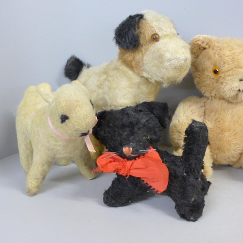 769 - Teddy Bears and soft toy dogs