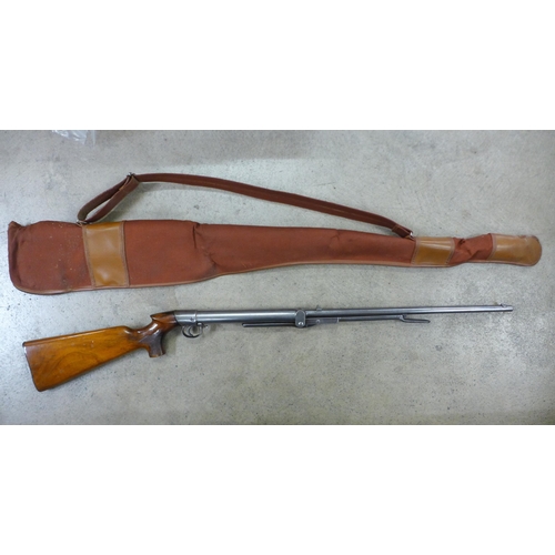 823 - A B.S.A. air rifle, .177 calibre, No 13101 with soft case