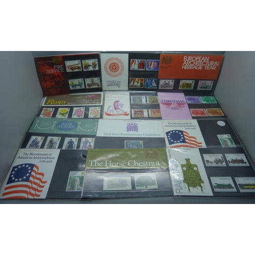 838 - Forty-five British Post Office Mint stamps, 1970s and one 1980 presentation