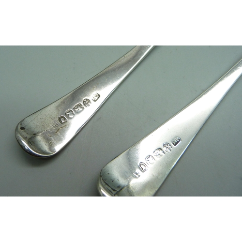 856 - A pair of George III silver serving spoons, Newcastle 1802, maker Thomas Watson, 117g