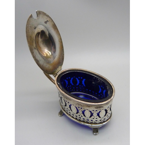 858 - A Victorian silver mustard, engraved decoration, London 1886, 73g