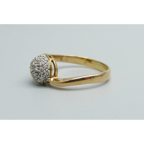 953 - A pave set 18ct gold and diamond cluster ring, 3.2g, L