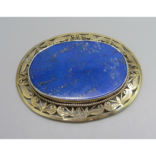 993 - A large lapis lazuli brooch