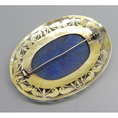 993 - A large lapis lazuli brooch