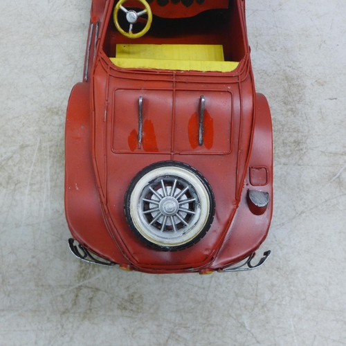 2105 - A tin plate model car