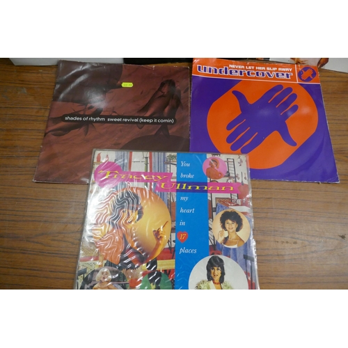 2162 - A quantity of LP records including The Pasadenas, John Lennon, Cliff Richard, Hank Marvin, Jerry Lee... 