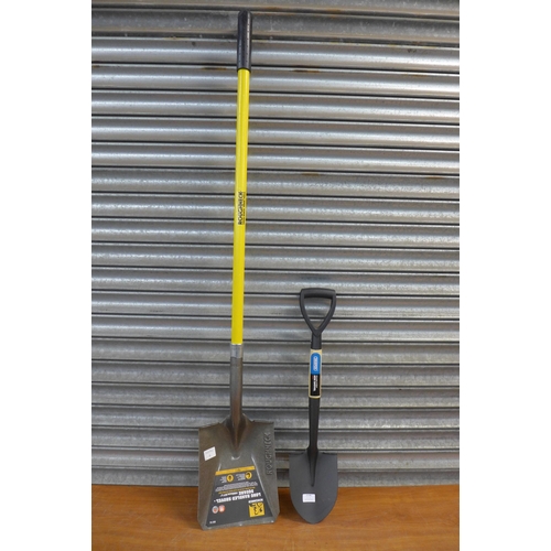 2236 - A Roughneck long handled shovel and Draper mini round point shovel