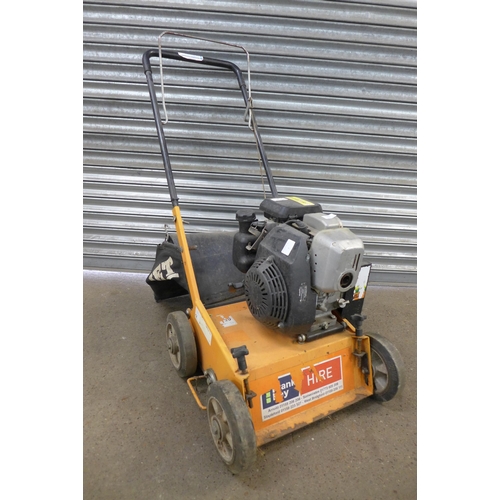 2285 - Eliet Dievelo petrol lawn aerator/scarifier with collection box