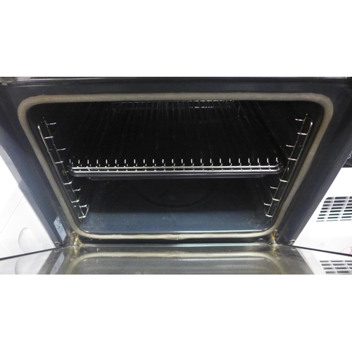 2176 - An AEG Competence integrated single oven