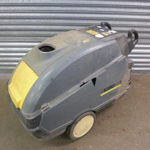 2192 - A Karcher HDS 655 hot water diesel jet wash