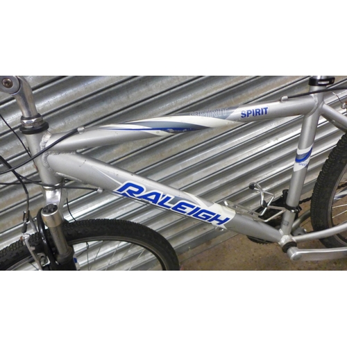 2201 - A Raleigh Spirit aluminium framed front suspension hardtail mountain bike  * Police repossession