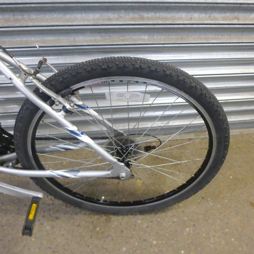 2201 - A Raleigh Spirit aluminium framed front suspension hardtail mountain bike  * Police repossession