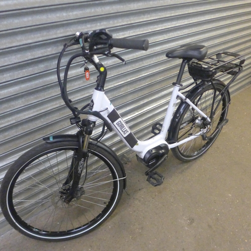 2204 - A Neomouv Kalyso front suspension electric bike with step through frame - sold with keys but no batt... 