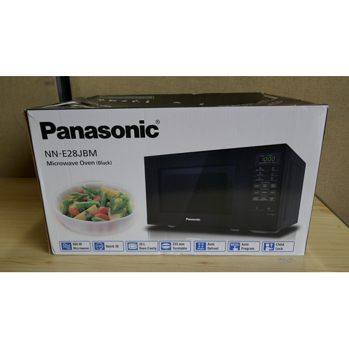 3073 - Panasonic Solo Black Microwave (Missing Plate) (324-272) *This lot is subject to vat