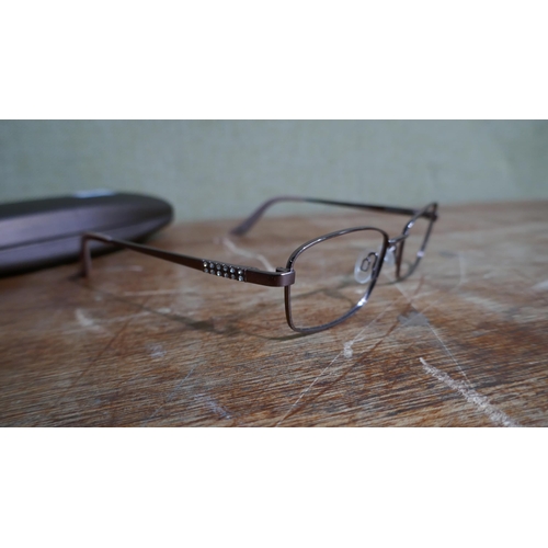3092 - 3 Mixed pairs of glasses including Stepper and Zoffani (All Damaged) (324-281,352,399) *This lot is ... 
