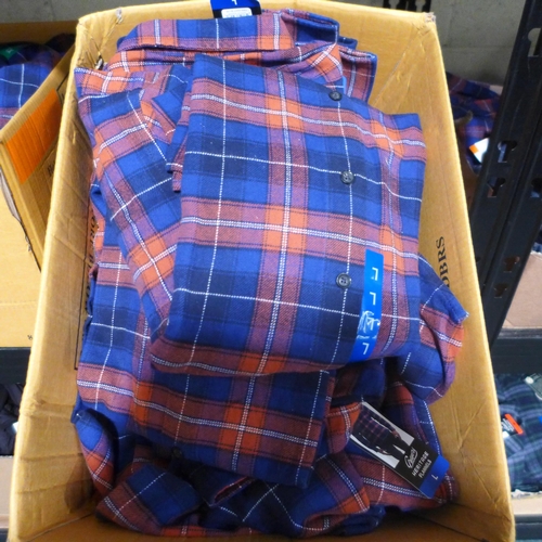 3177 - Box of Grayers Heritage flannel checked shirts - size L  *This lot is subject to VAT