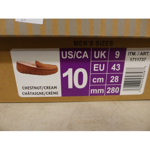 3185 - 2 pairs of chestnut/cream shearling slippers - size UK 9  *This lot is subject to VAT