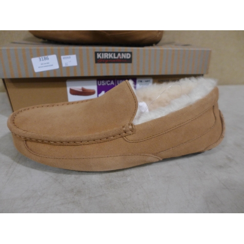 3186 - 2 pairs of chestnut/cream shearling slippers - size UK 9  *This lot is subject to VAT