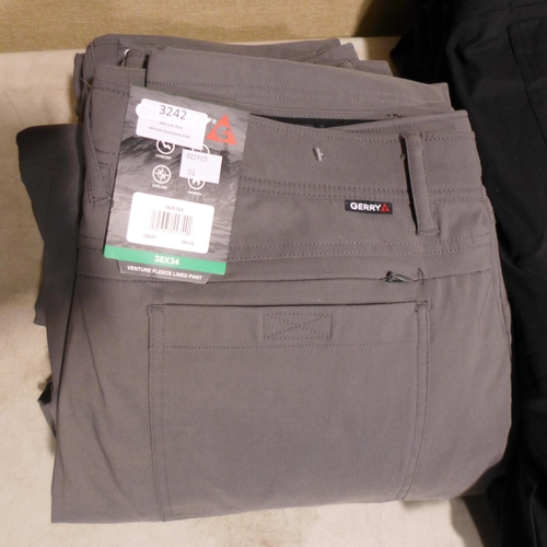 3242 - Quantity of grey/black Gerry Venture fleece lined bottoms - size 38 x 34