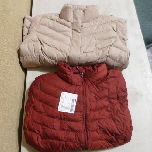 3251 - Bag of mixed sized/style ladies coats/jackets  *This lot is subject to VAT