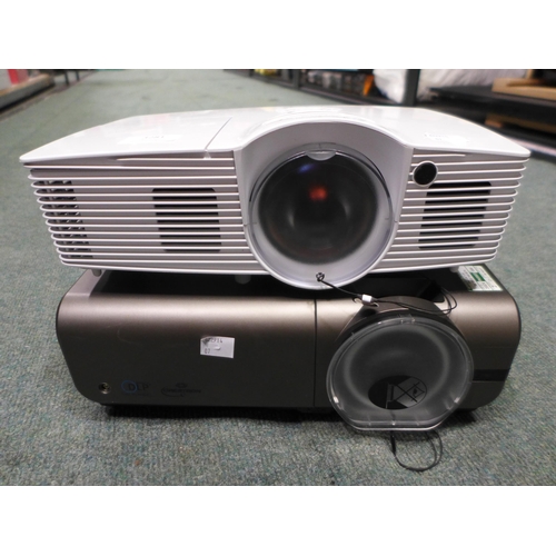 3281 - Optomo projector + Crestron Projector (448-7)  *This lot is subject to VAT