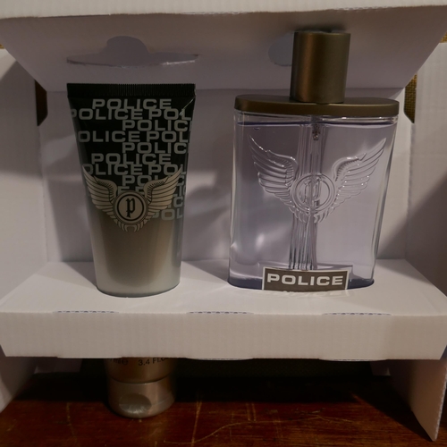 3133 - Police original gift set - Eau de Toilette (100ml) and shower and shampoo (100ml)