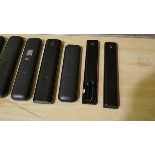 3139H - 9x Hisense Remote Controls  (324-417) *This lot is subject to vat