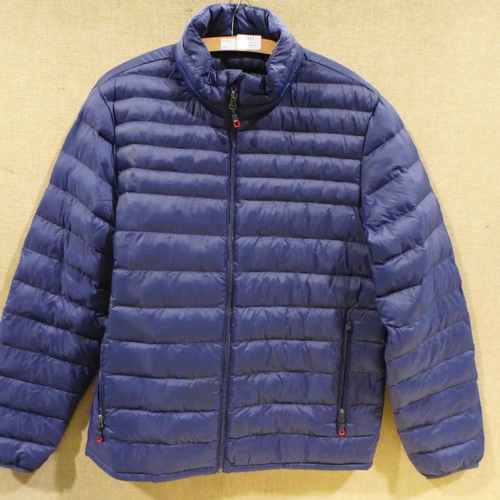 3317 - 5 mixed sizes/style mens jackets including 32º heat/weatherproof  *This lot is subject to VAT