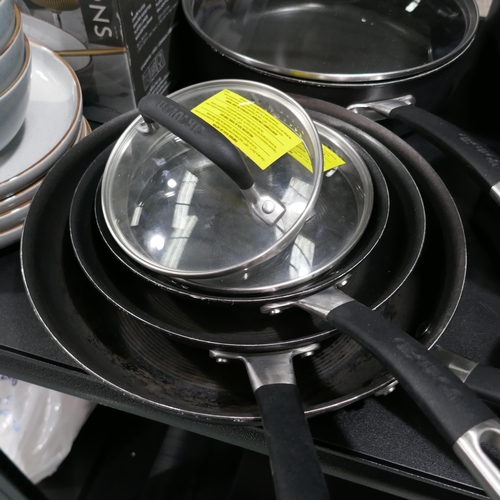 3287 - Circulon Cookware, Original RRP £179.99 + VAT (323-62) *This lot is subject to VAT