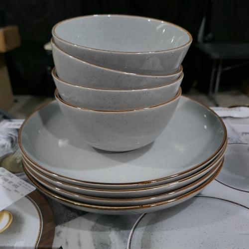 3288 - Options Stoneware set (324-333) *This lot is subject to vat