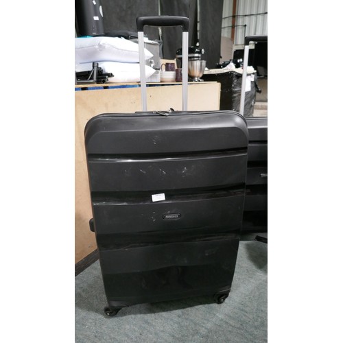 3373 - At Bon Air 3Pc Black Luggage Set,(Faulty zip on main case) Original RRP £120.83 + VAT (323-106) *Thi... 