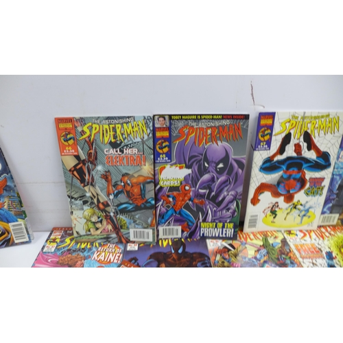 2056 - A collection of approx. 40 Spider-Man comics including mainly 