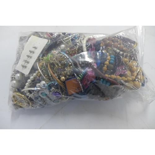 2058 - 2 bags of costume jewellery