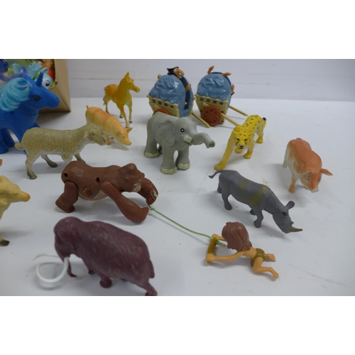 2032 - A box of plastic toy animals