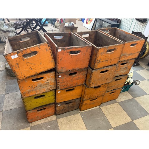 248 - A set of sixteen vintage advertising crates