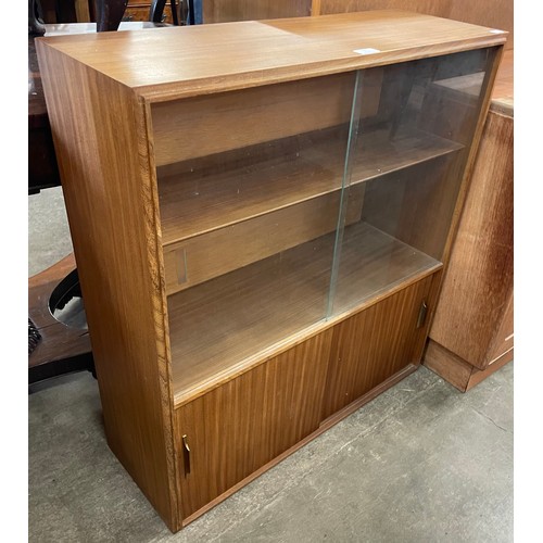 72 - A teak bookcase