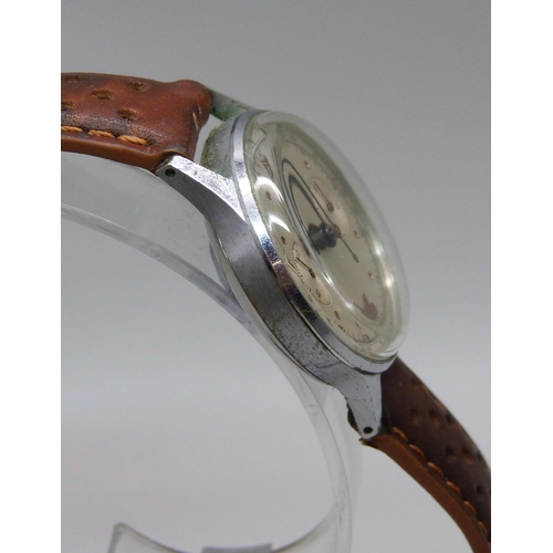 1053 - A gentleman's 1950's Orator chronograph wristwatch