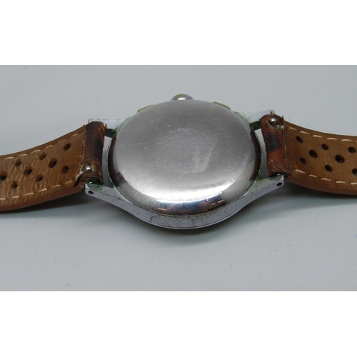 1053 - A gentleman's 1950's Orator chronograph wristwatch