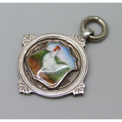 1065 - A silver fob pendant with enamelled plaque depicting a cockerel, Birmingham, 1934, 3.7cm