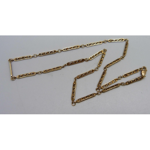 1077 - A yellow metal necklace, the clasp stamped 9k, 47cm, 7.4g