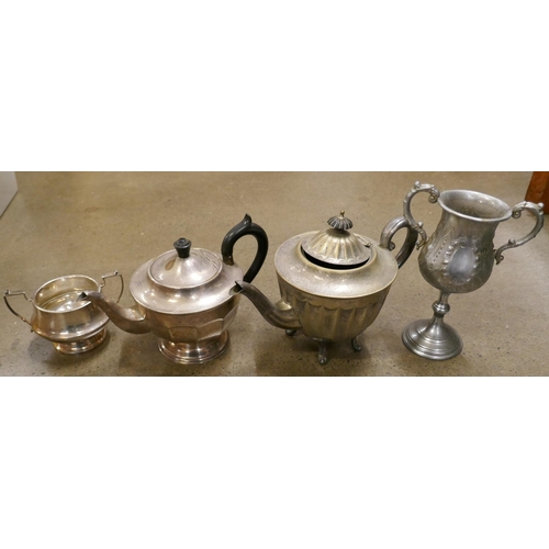 1154 - Two boxes of mixed silver plate **PLEASE NOTE THIS LOT IS NOT ELIGIBLE FOR IN-HOUSE POSTING AND PACK... 