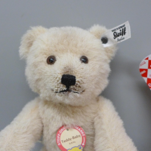 604 - Two Steiff limited edition teddy bears, 1929 replica and Coca-Cola polar bear, both boxed