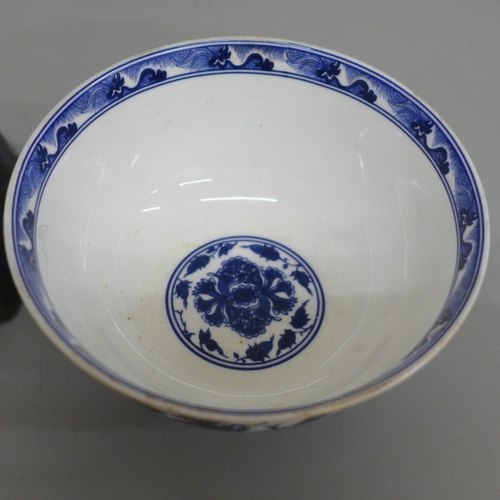 630 - Three Chinese bowls, blue and white bowl a/f, two porcelain bowls with six character mark