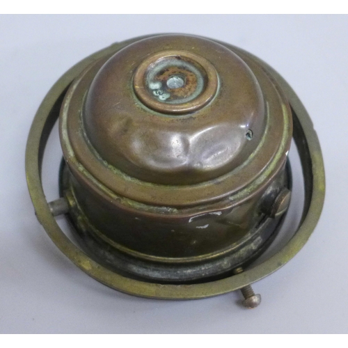 638 - A ship's brass binnacle compass marked R.T. Chamberlain & Co, London