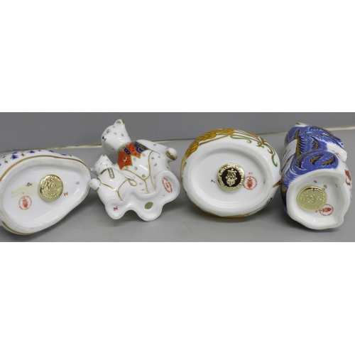 646 - Four Royal Crown Derby paperweights including rabbit, sleeping field mouse and teddy bears