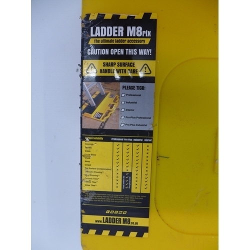 2015 - A Ladder M8-Rix ladder accessory