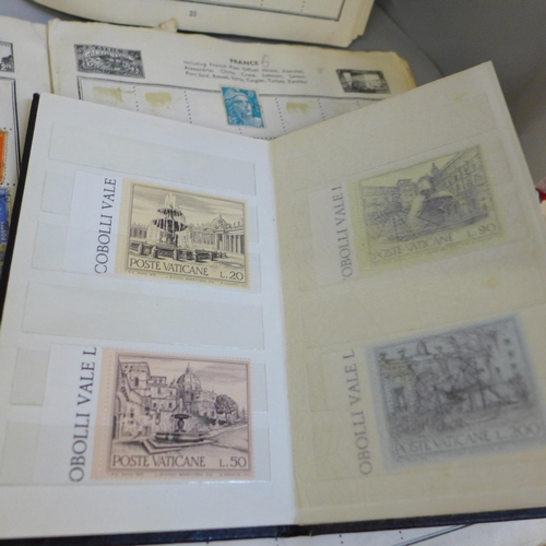 690 - A large quantity of stamps, loose and in albums