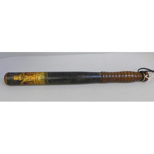 703 - A Victorian police truncheon