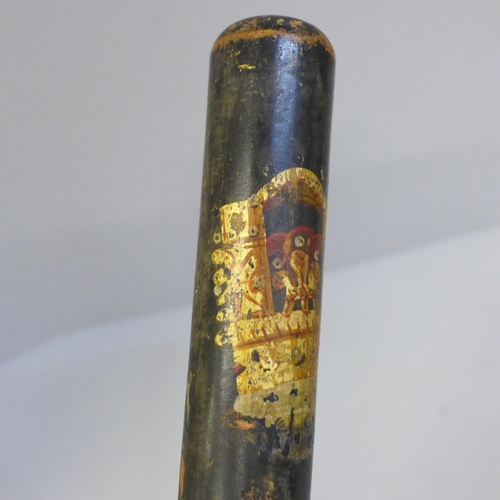 703 - A Victorian police truncheon